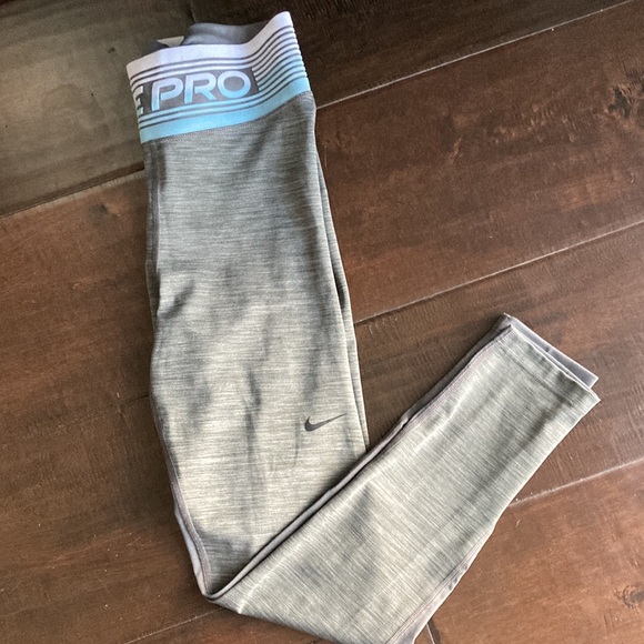 Nike Pro leggings